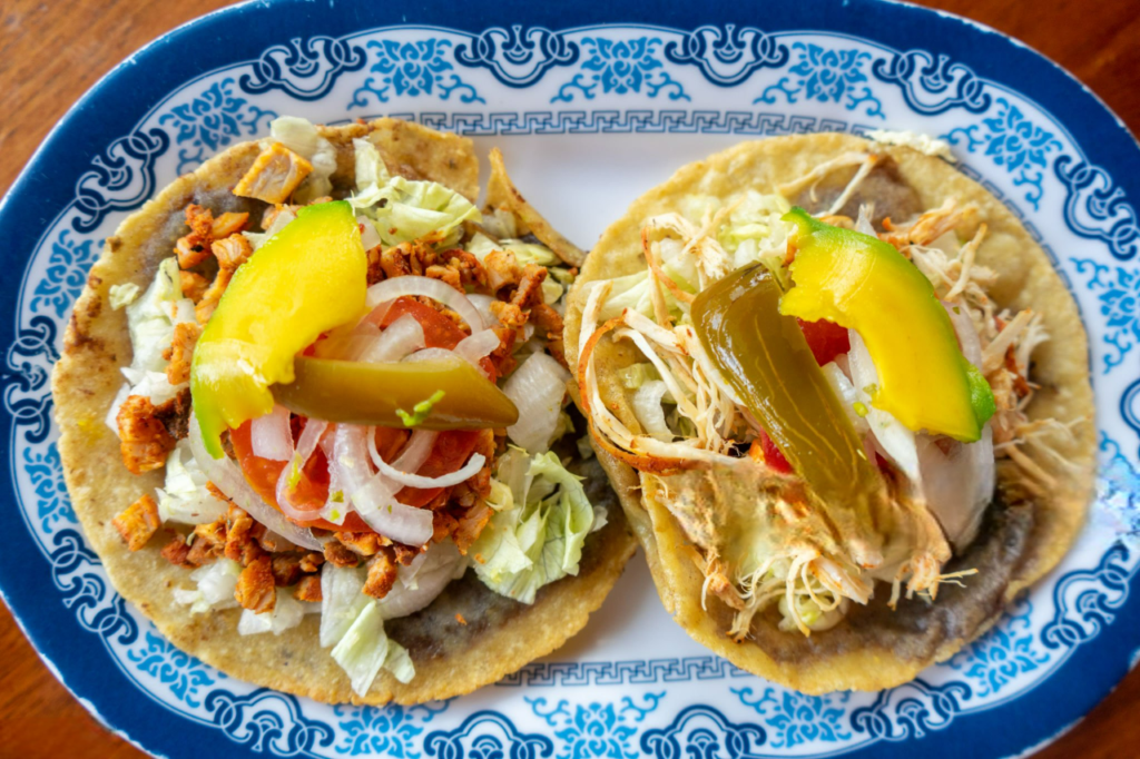 Panuchos yucatecos